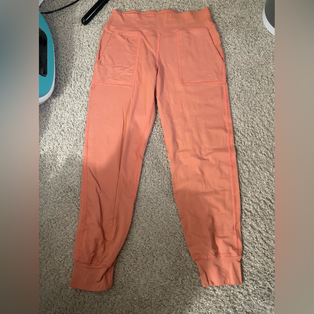 EVCR Peach Leggings